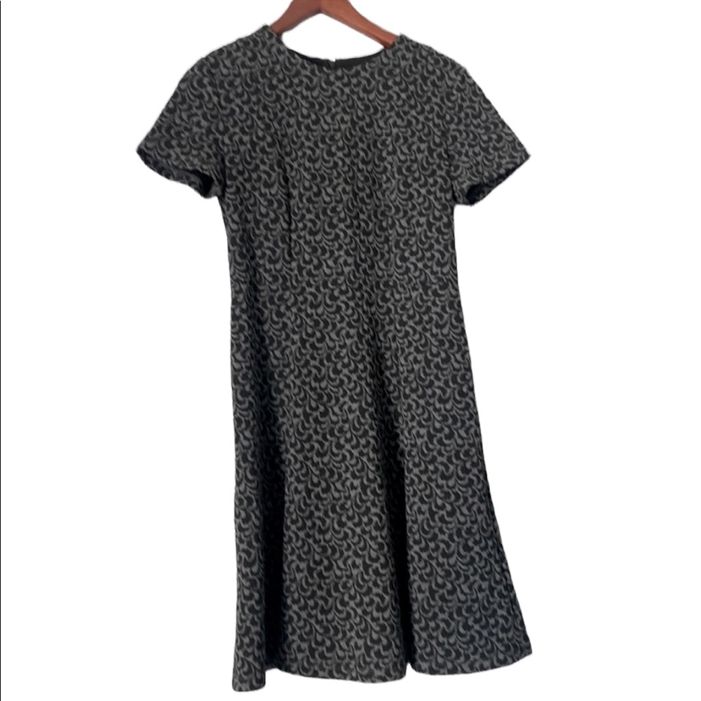 LOFT Black and Grey Short Sleeve Dress